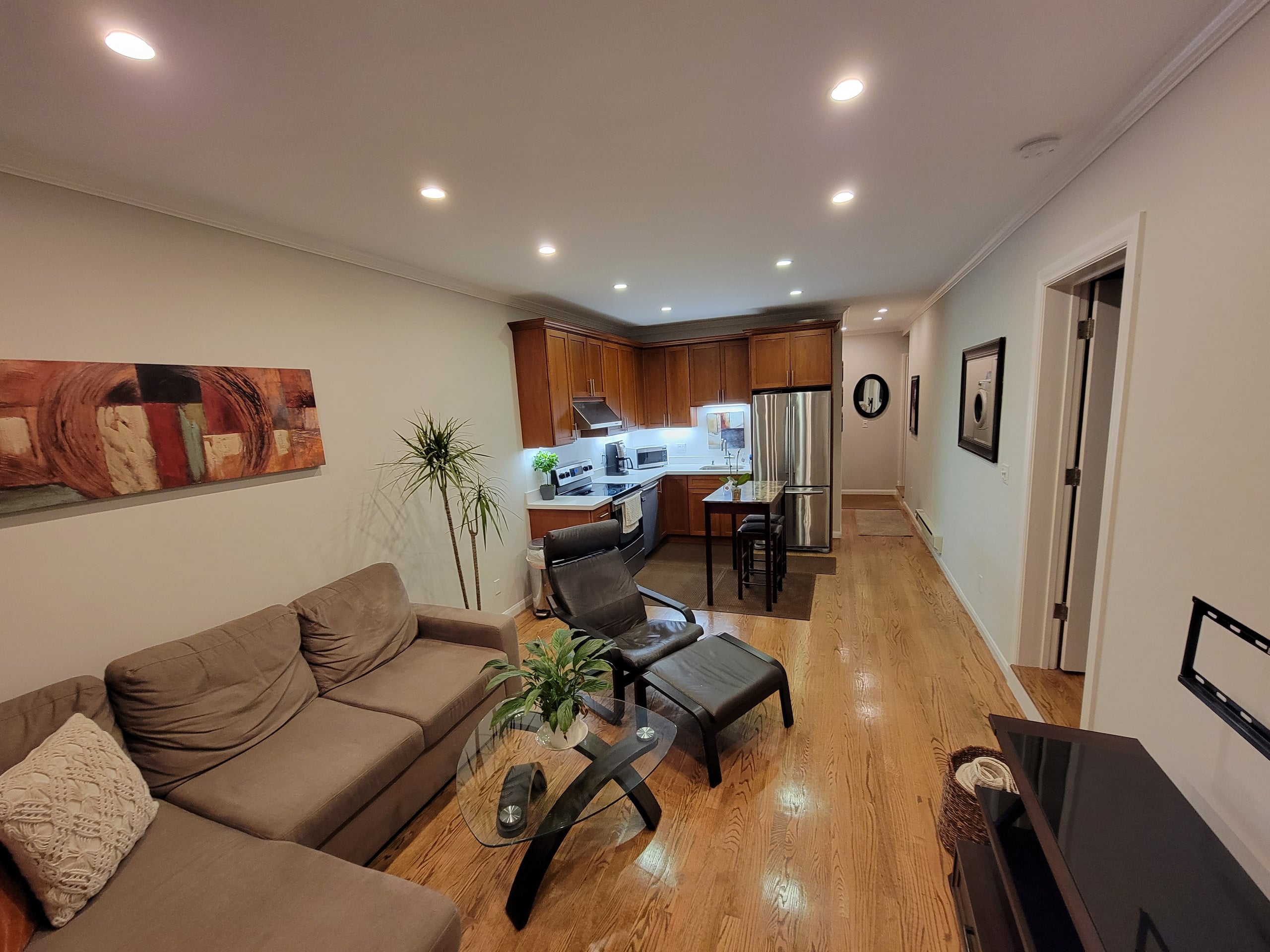 Condo in San Francisco · ★4.8 · 2 bedrooms · 3 beds · 1 bath - Image 9