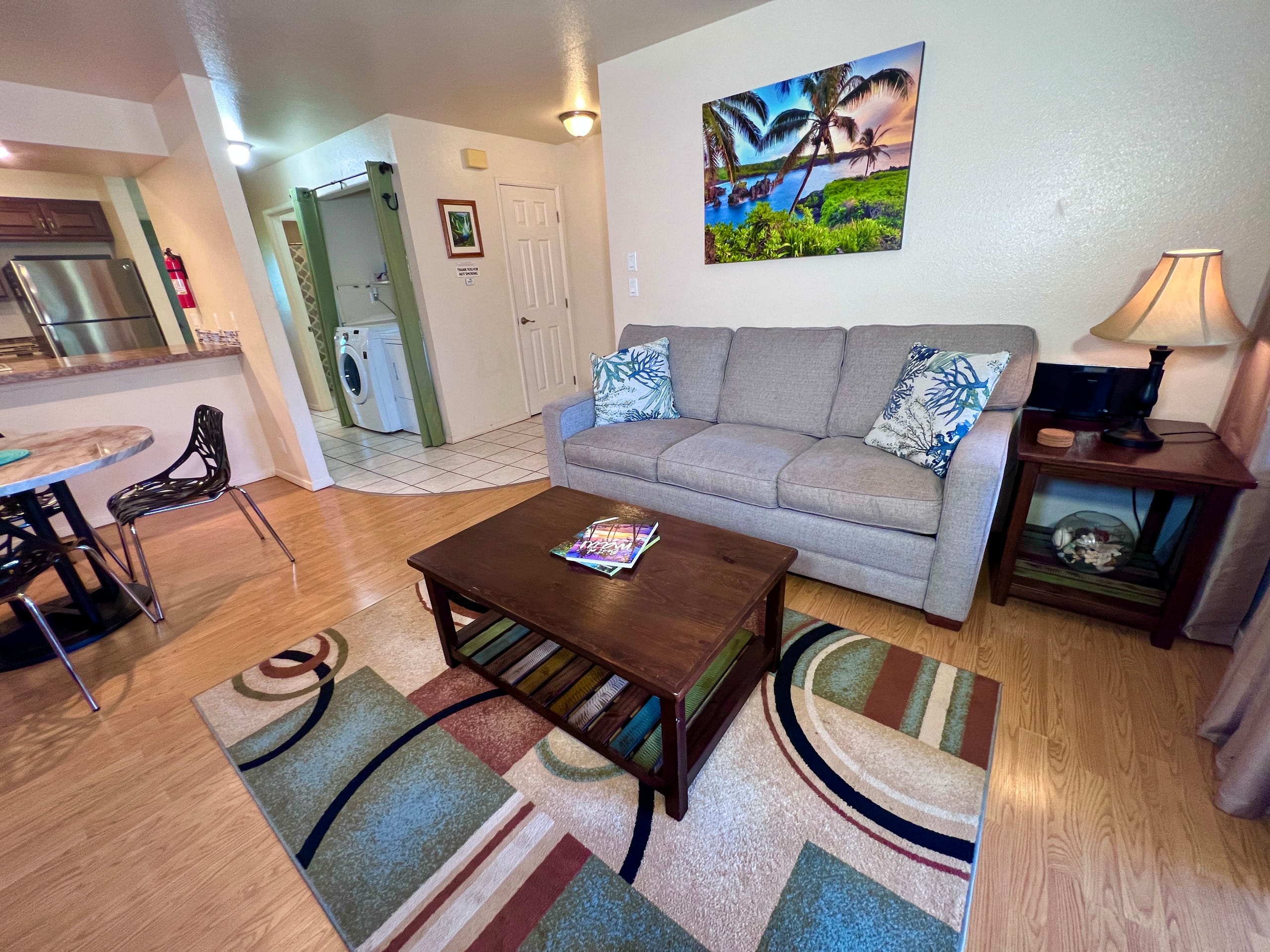 Great condo steps away from beach - Image 2