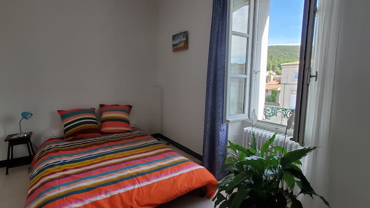 საძინებელი 2