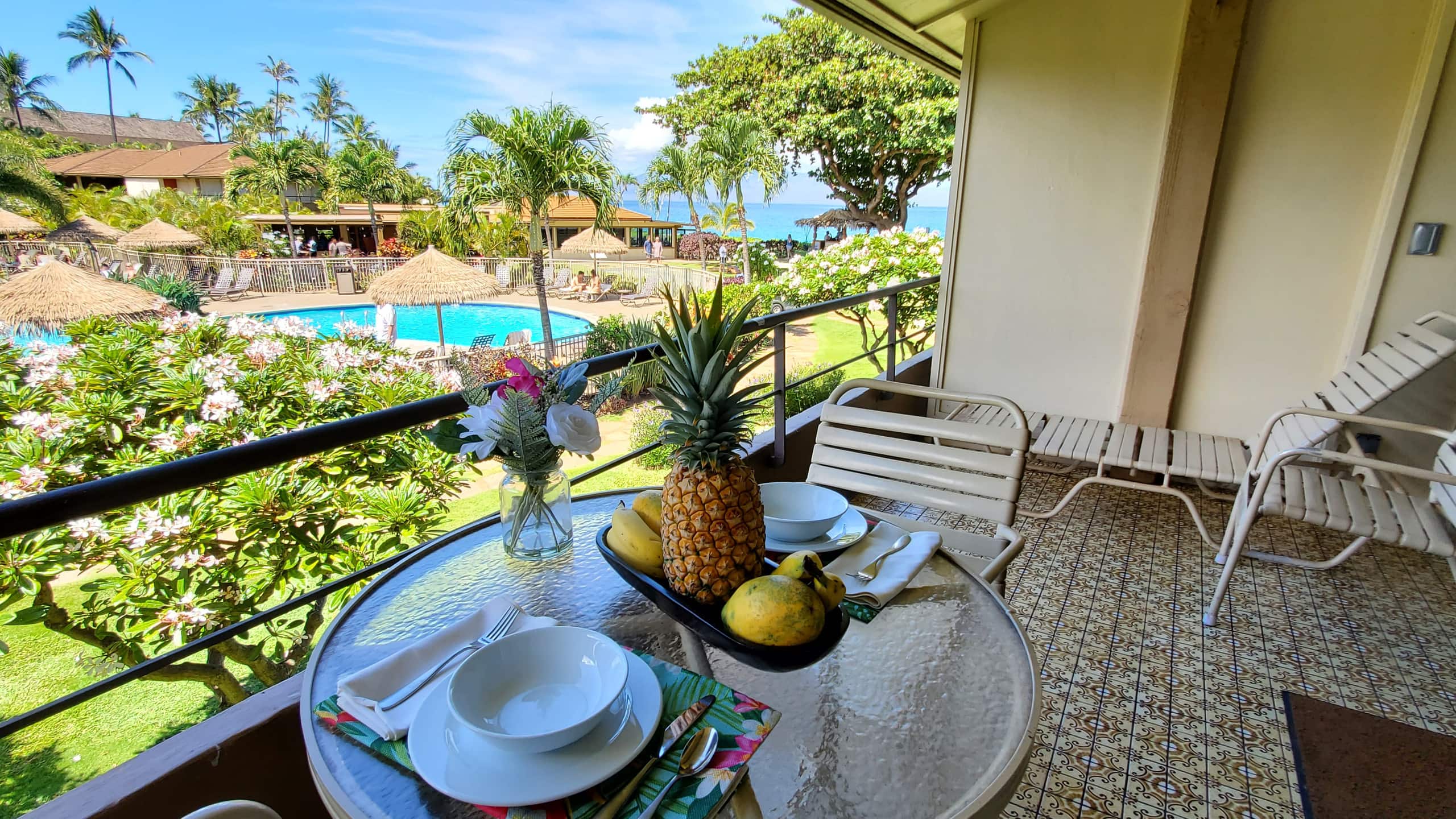 Condo in Lahaina · ★4.68 · Studio · 1 bed · 1.5 baths - Image 1
