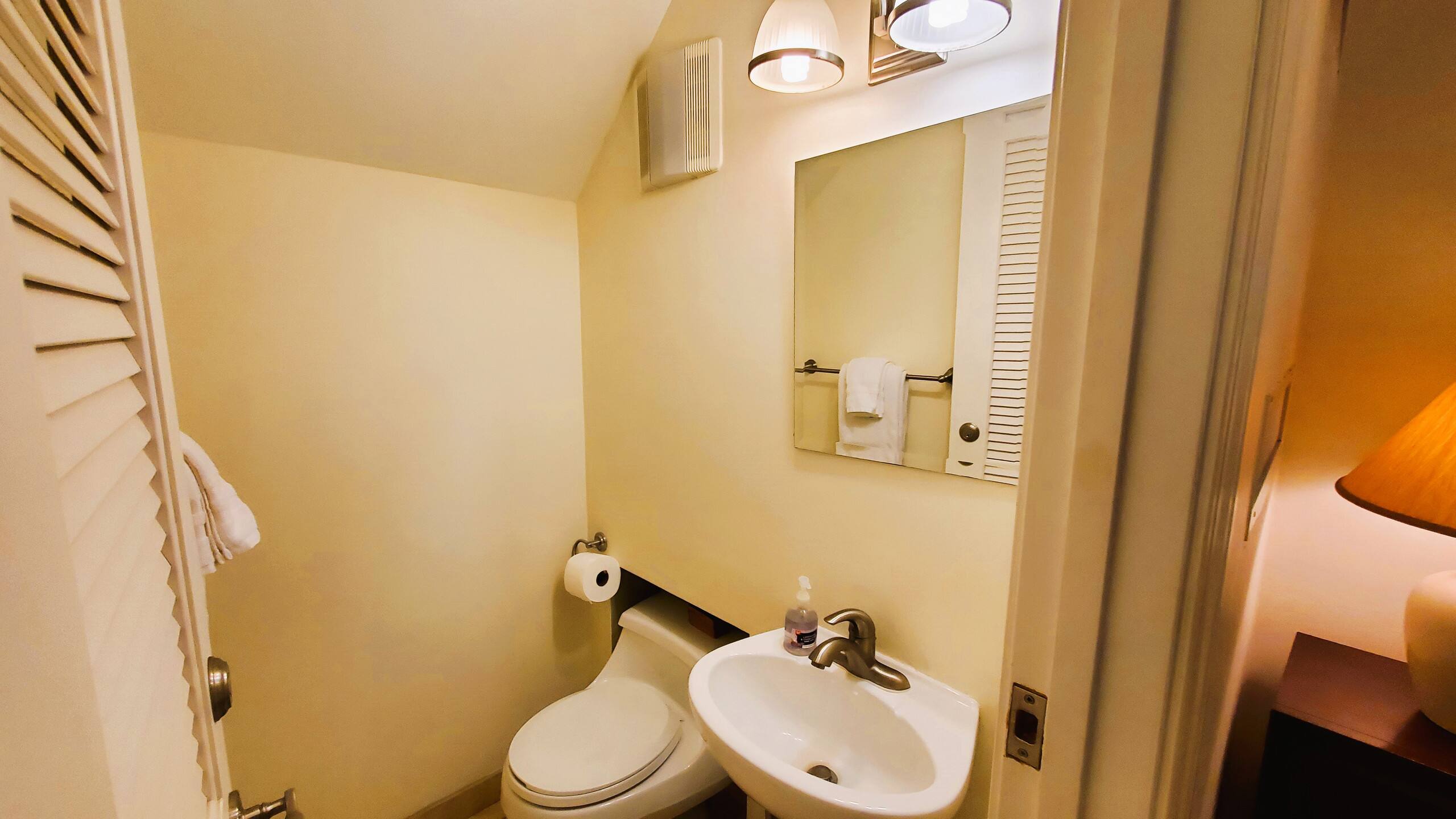 Condo in Lahaina · ★4.68 · Studio · 1 bed · 1.5 baths - Image 14