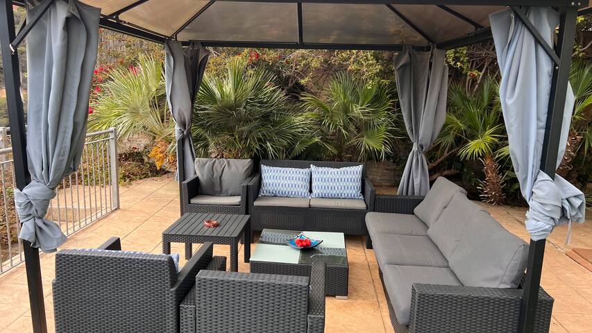 Luxury Villa Vista del Mar – walk to the beach gallery image 5