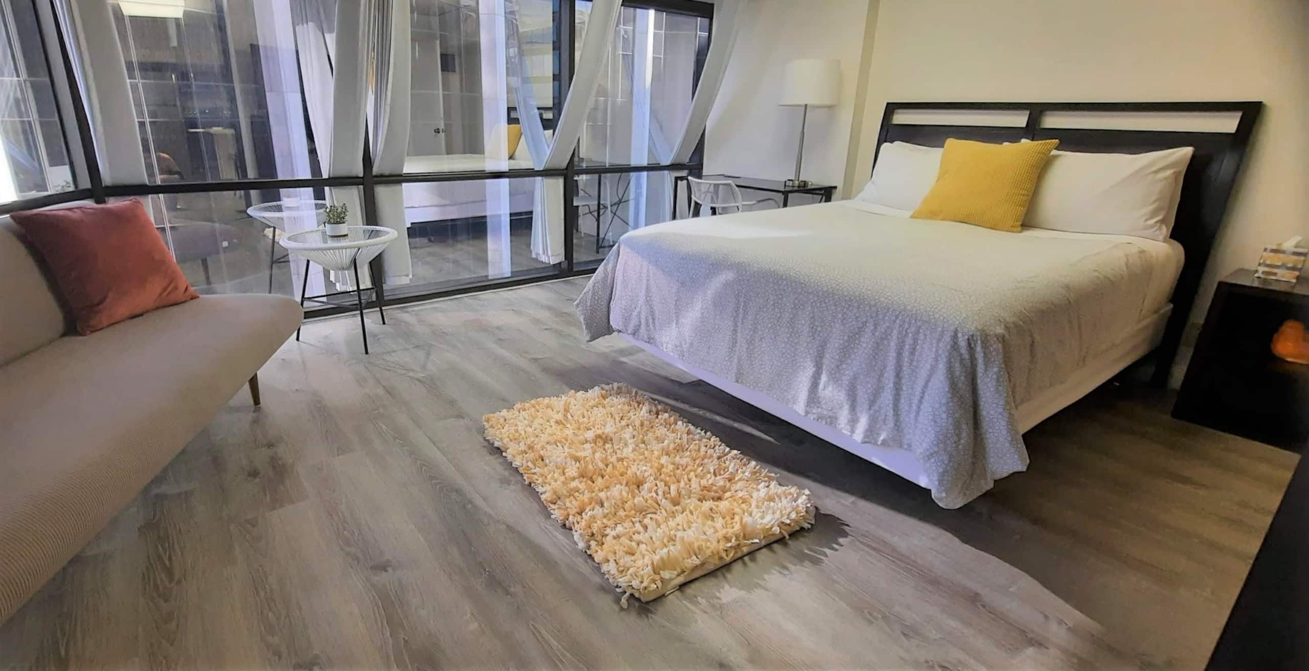 Condo in Honolulu · ★4.78 · 1 bedroom · 3 beds · 1 private bath - Image 1