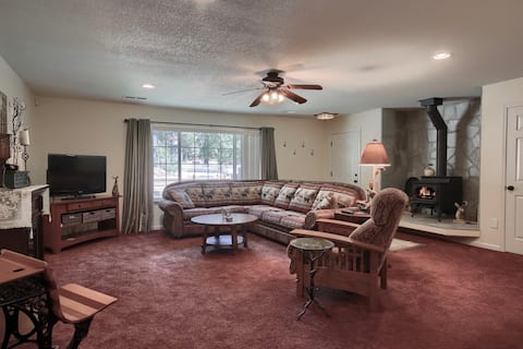 Successful Airbnb property: Yosemite Bear Den in Fresno