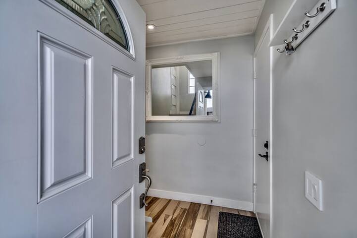 Sea house @ Sea shore – 4 bedroom, 3 bath – 14 ppl gallery image 2