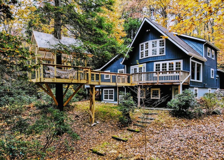 Top 12 PetFriendly Airbnbs In Pocono Mountains, Pennsylvania Updated