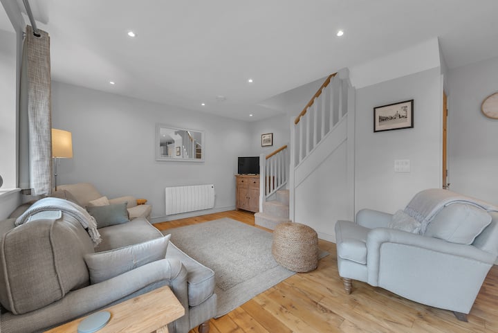 Cosy 2 Bed Cottage In The Heart Of The Cotswolds - Moreton-in-Marsh