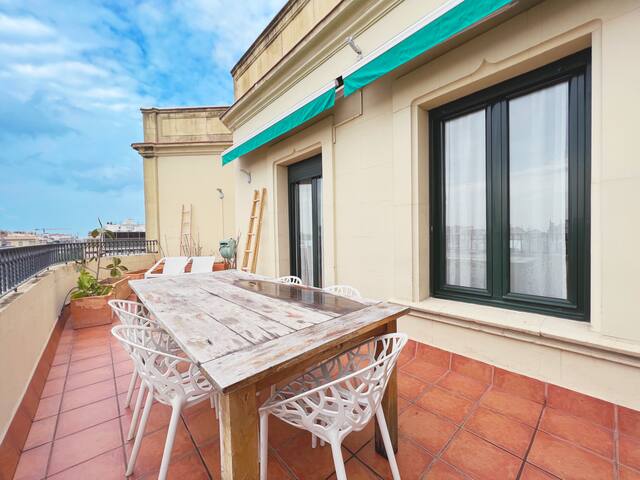 Exclusive 2-Terrace Apt in the Heart of Eixample gallery image 4