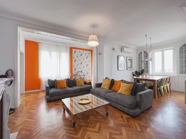 Exclusive 2-Terrace Apt in the Heart of Eixample