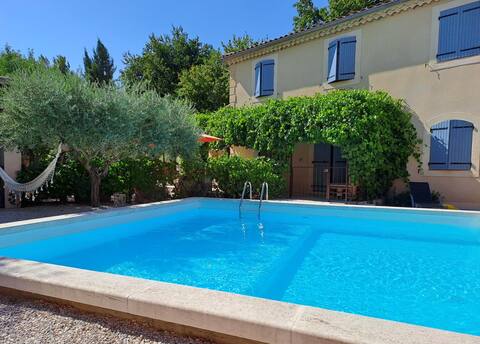 Beautiful Provencal house with private pool