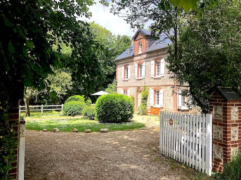 Nature oasis close to the sea and Etretat
