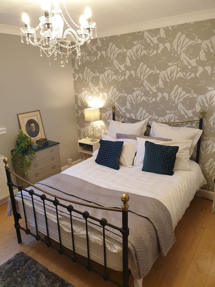 Seaview Double Room,Private Bathroom inc Breakfast Houses for Rent in