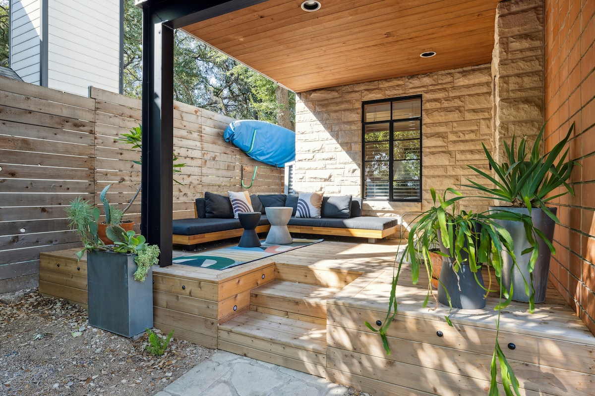 Close to DT SoCo and Townlake w Private Entrance
