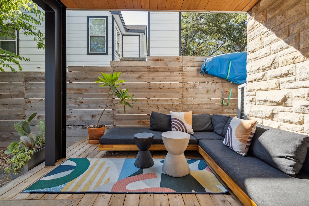 Close to DT SoCo and Townlake w Private Entrance