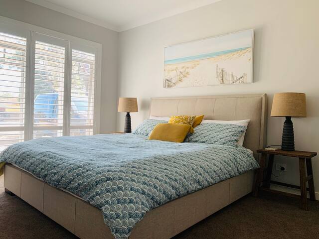 The complete works gallery image 2