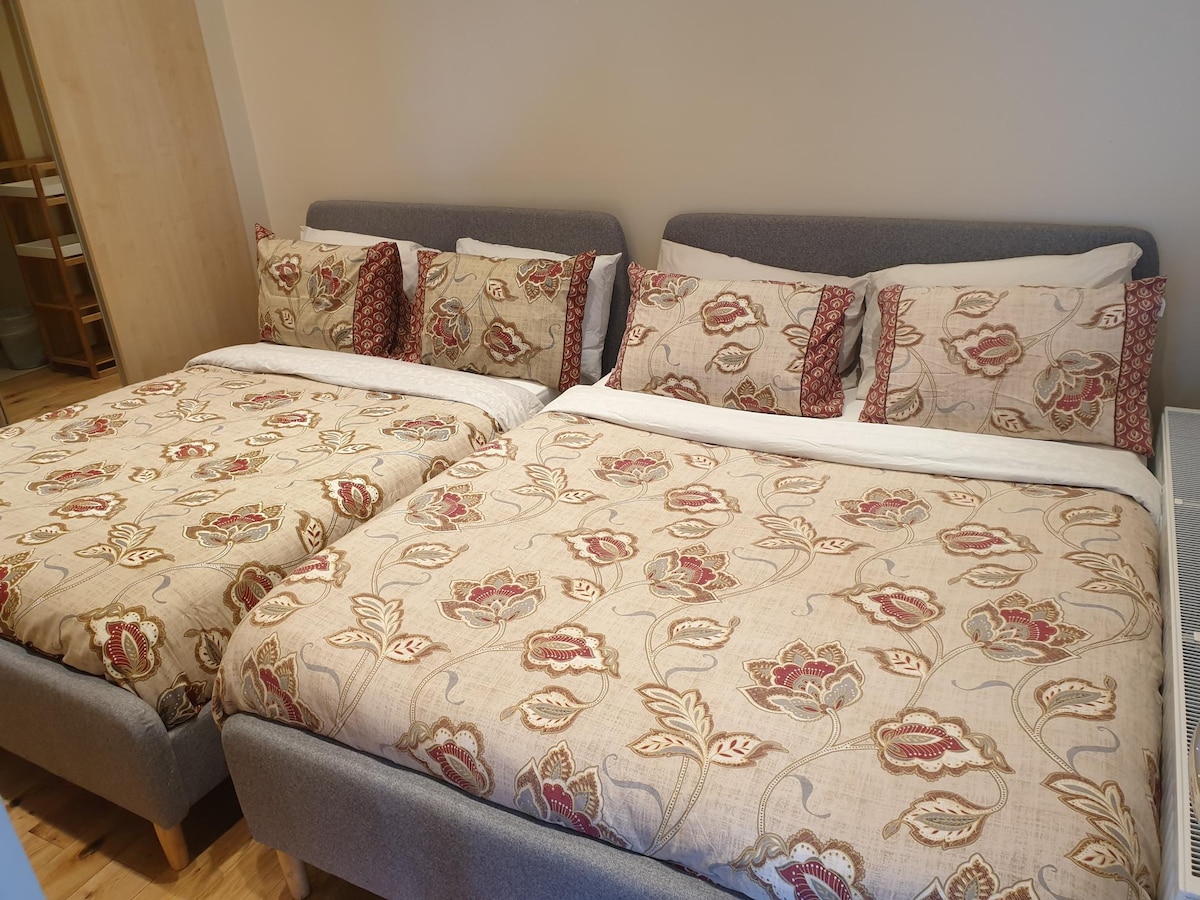 2 letti matrimoniali per 4 persone