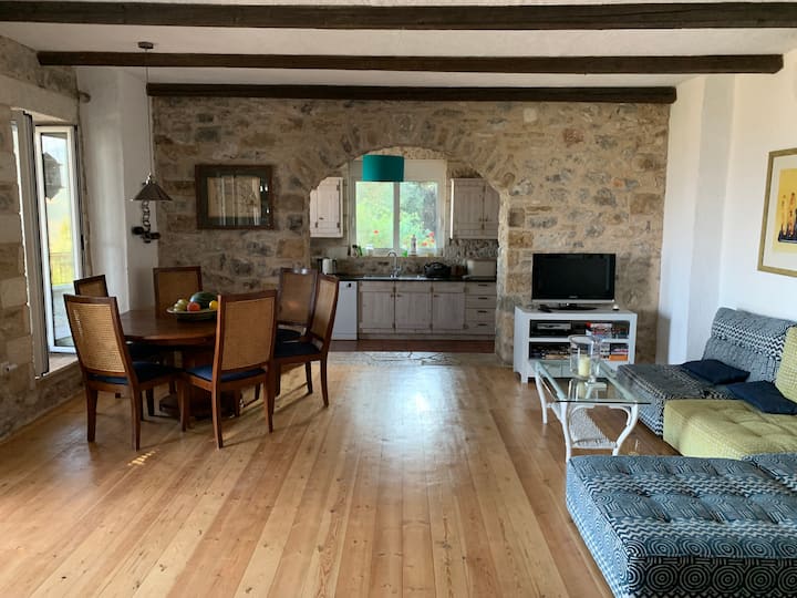 Old Olive House interior