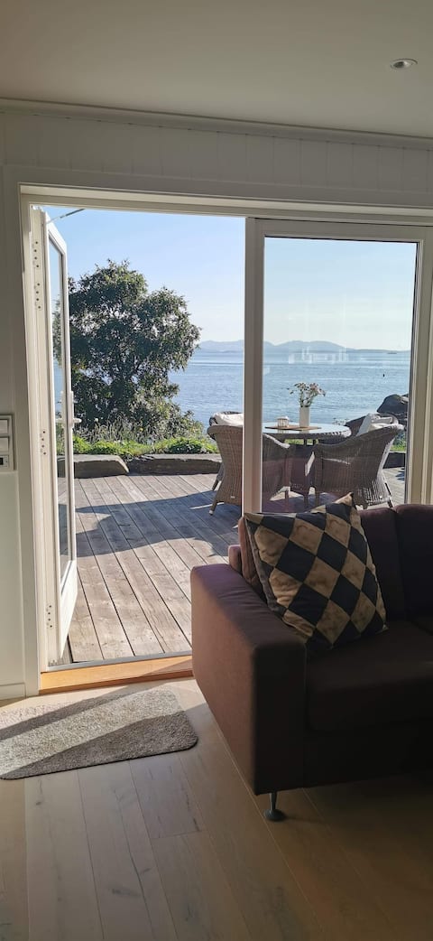 New seaside apartment close to Pulpit Rock trial.