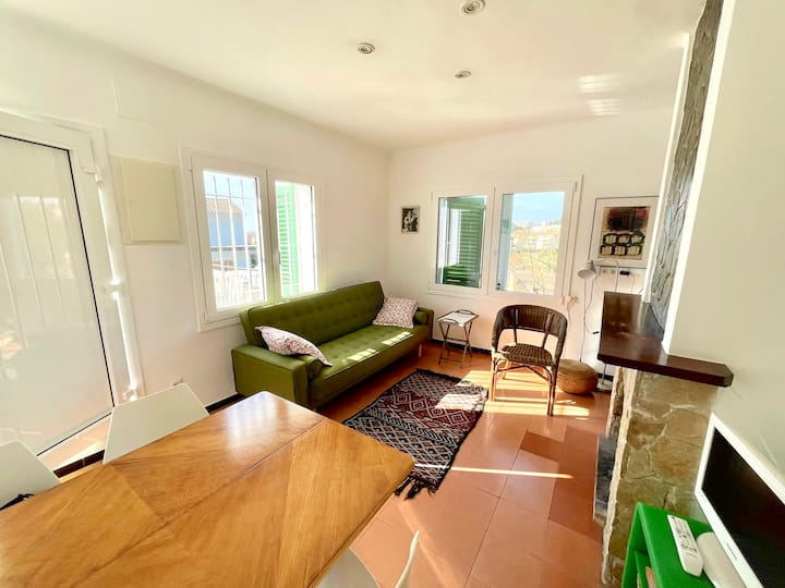 Stay In A Bright, Colorful And Comfy Apartment - Sant Feliu de Guíxols