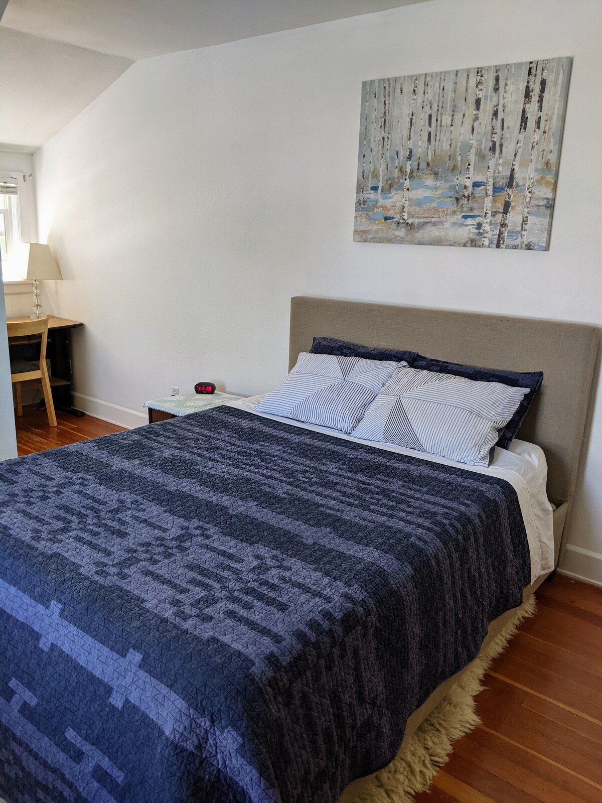 Krevati i dytë "queen" lart