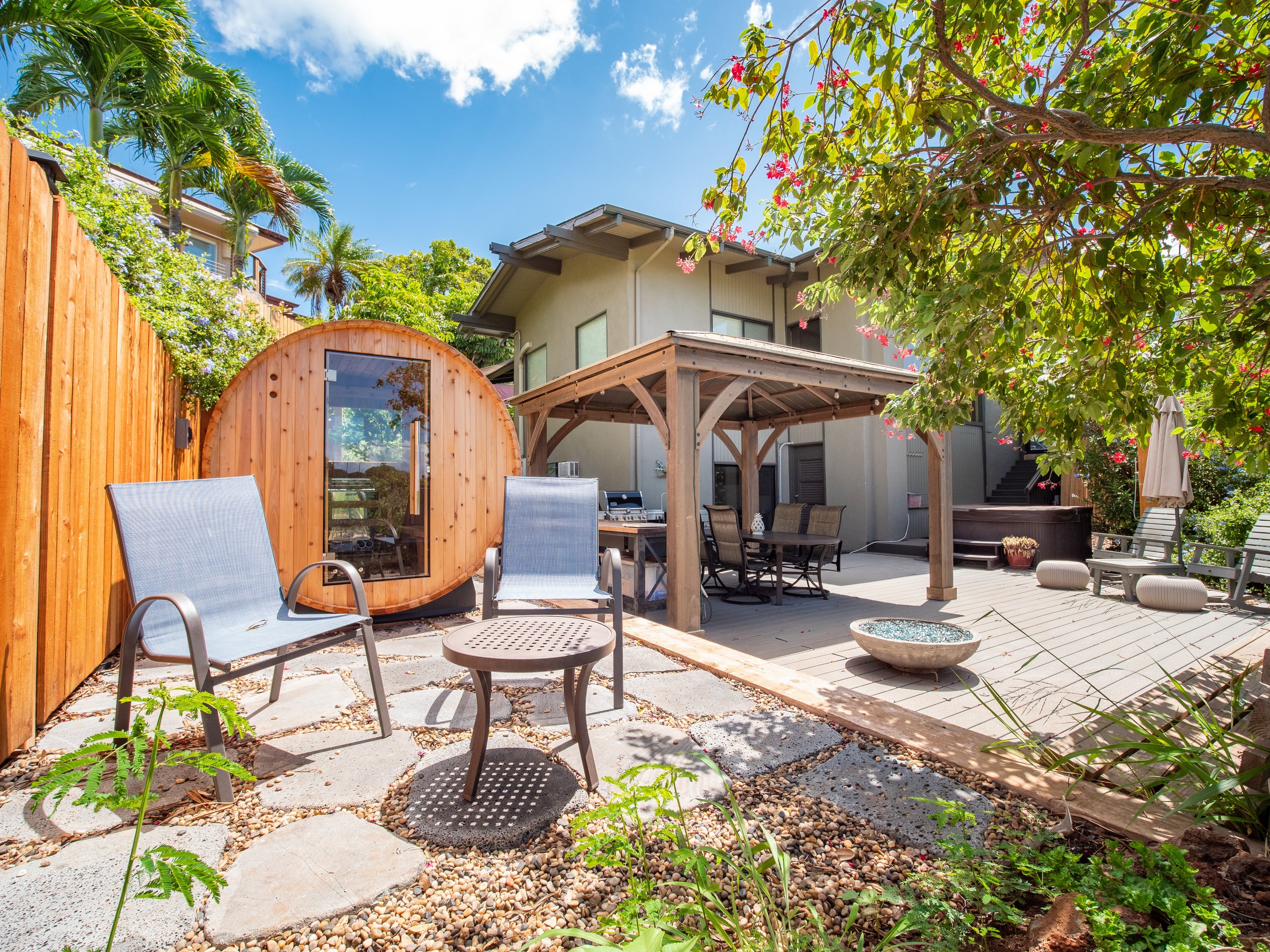Noah’s Hideaway Maui, Luxury B&B, Kaanapali Beach! - Image 6