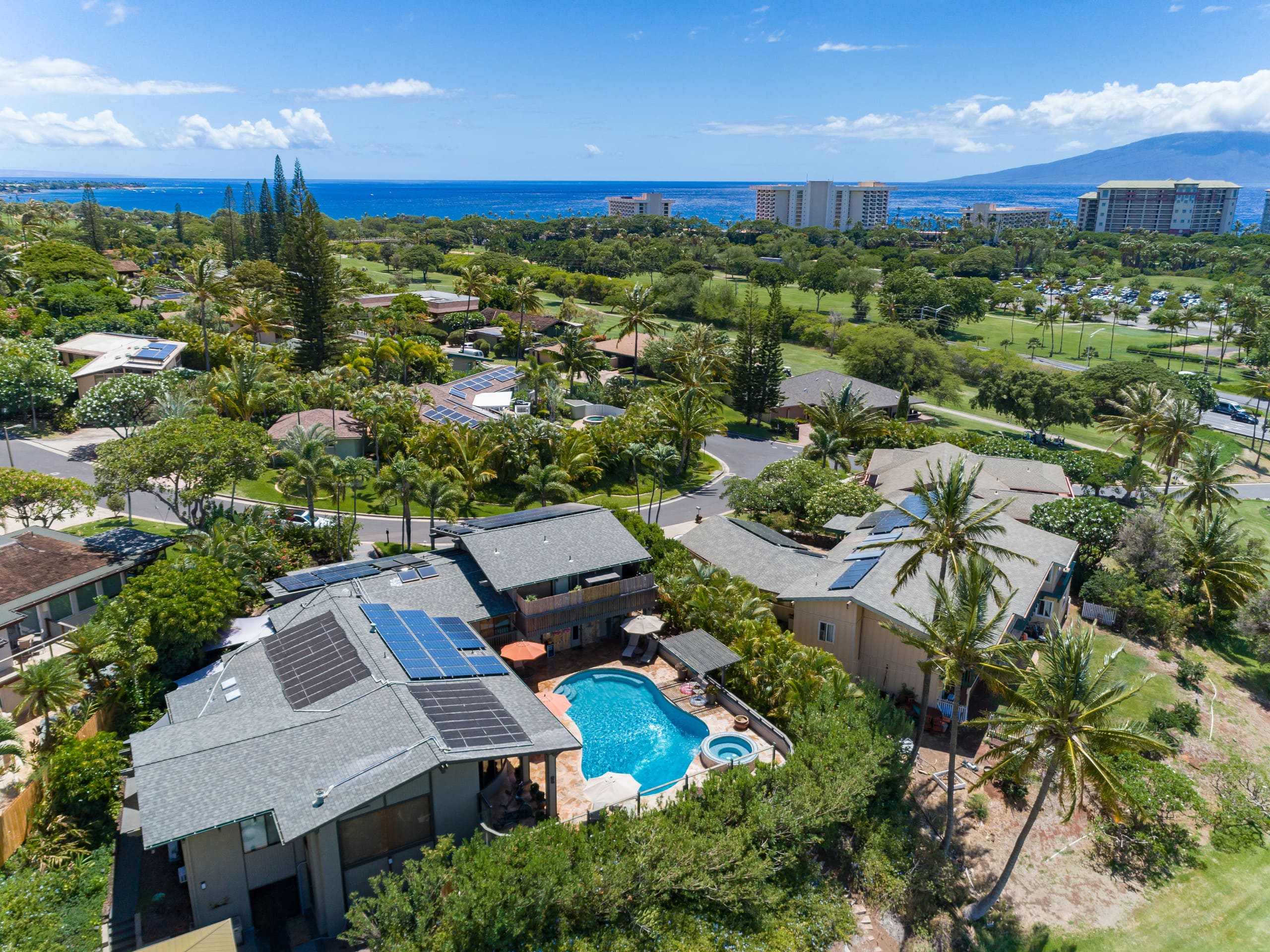 Noah’s Hideaway Maui, Luxury B&B, Kaanapali Beach! - Image 5