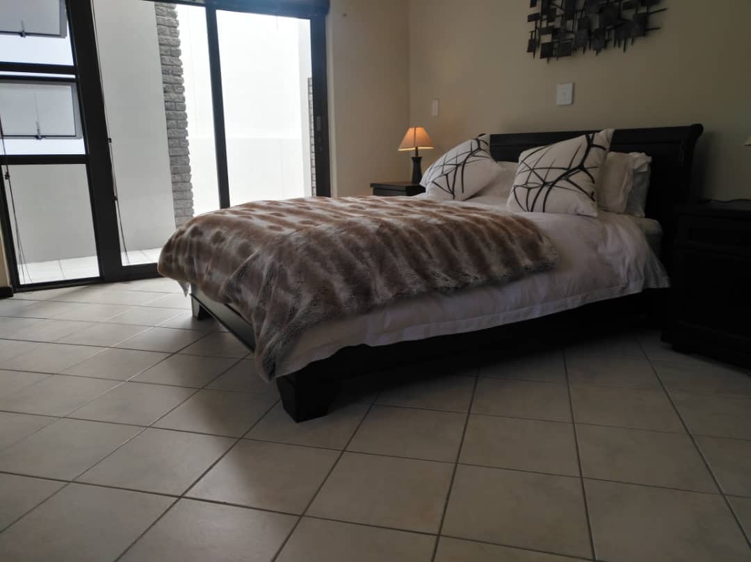 piso trasero: vista desde la puerta de entrada