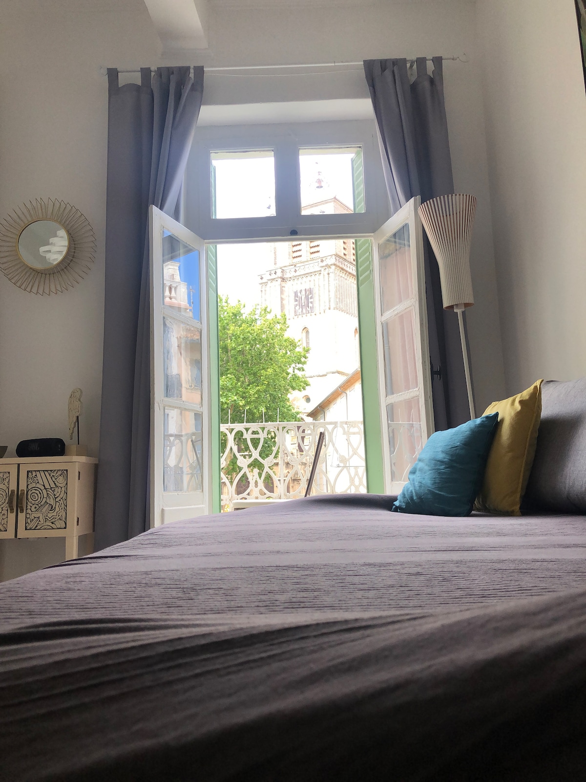 הנוף הראשון בבוקר הוא הקתדרלה היפה 