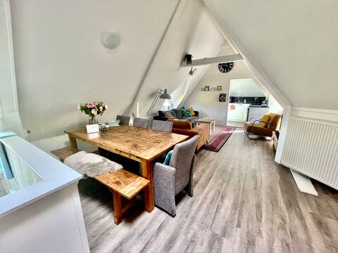 5 person apartment with 3 bedrooms and living room