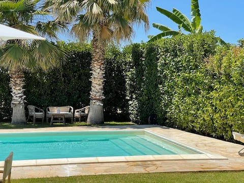 Villa with private pool near the sea | Cefalù