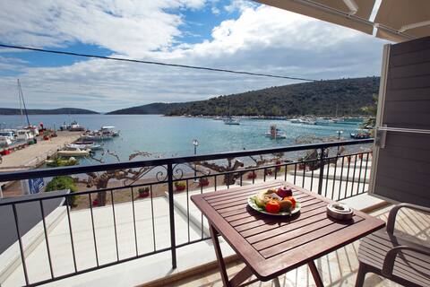 Mermaid studio 1 ...by the sea view to Vivari gulf