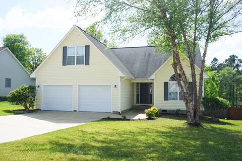 Timber Ridge Guest House - Quiet & Convenient