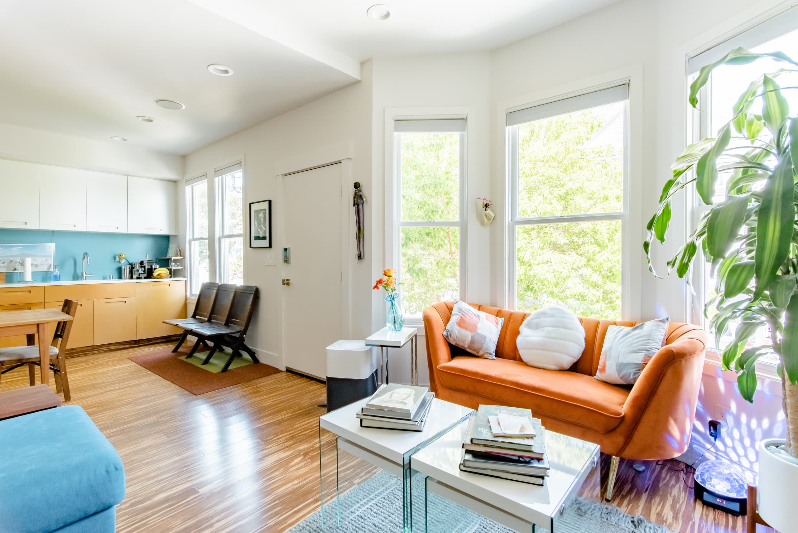 Home in San Francisco · ★4.96 · 3 bedrooms · 6 beds · 2 baths - Image 5