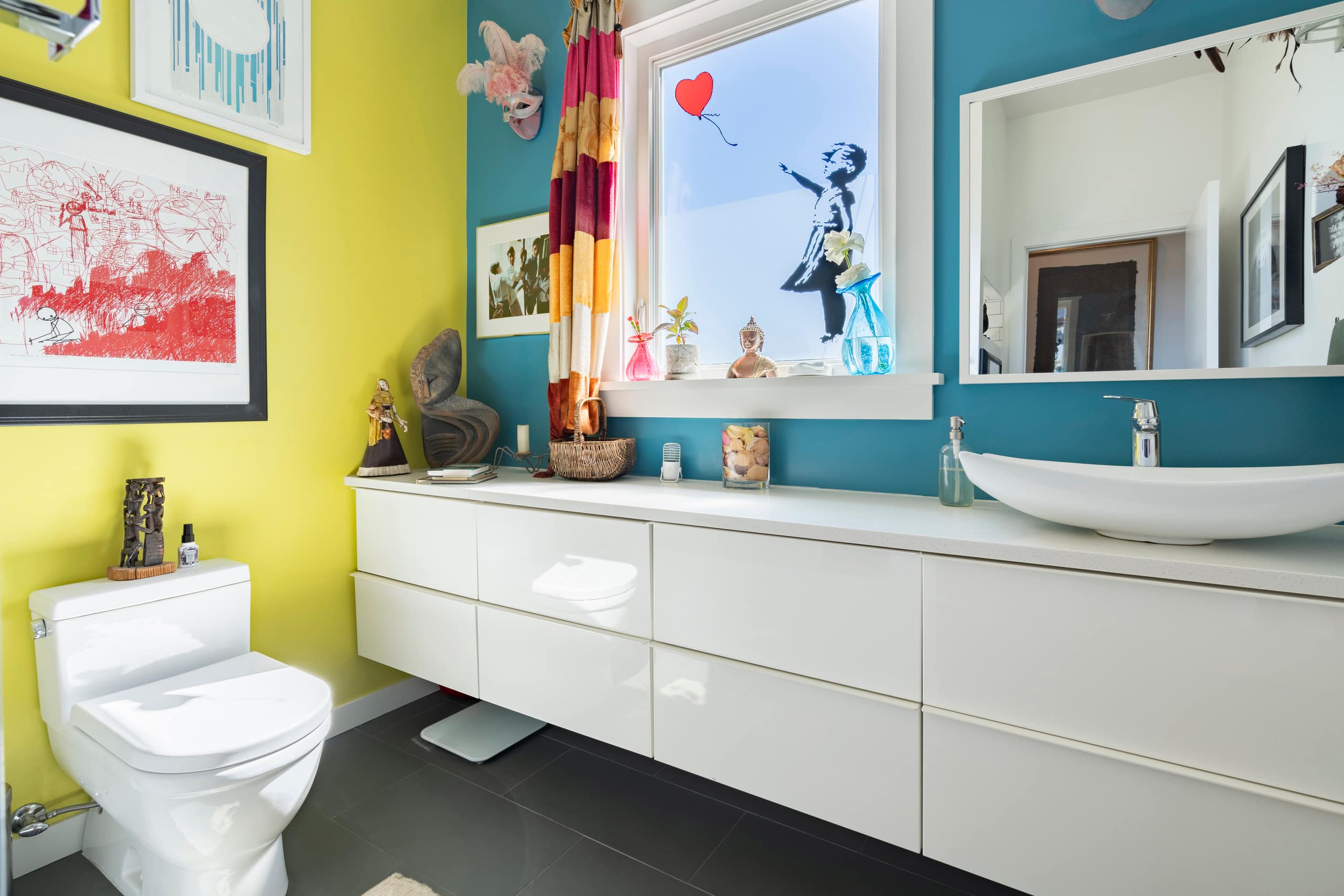 Home in San Francisco · ★4.96 · 3 bedrooms · 6 beds · 2 baths - Image 40
