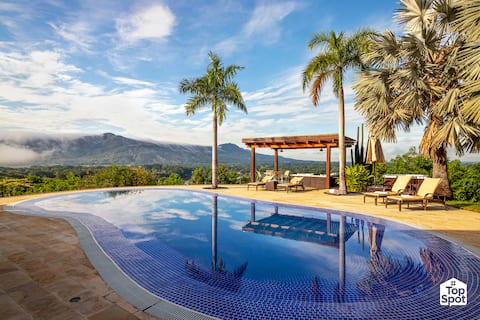 Luxurious TopSpot With Peñalisa's Best View I.9