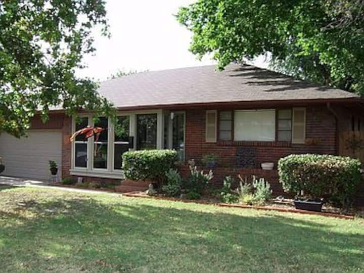 Nichols Hills Vacation Rentals & Homes Oklahoma, United States Airbnb