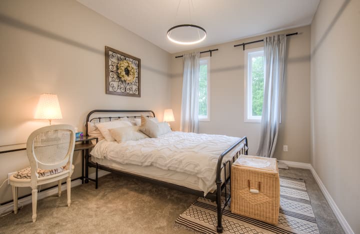 საძინებელი 4