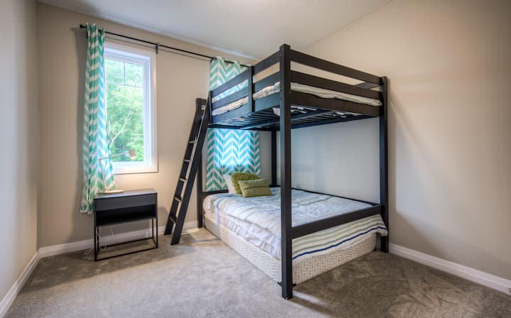 საძინებელი 3