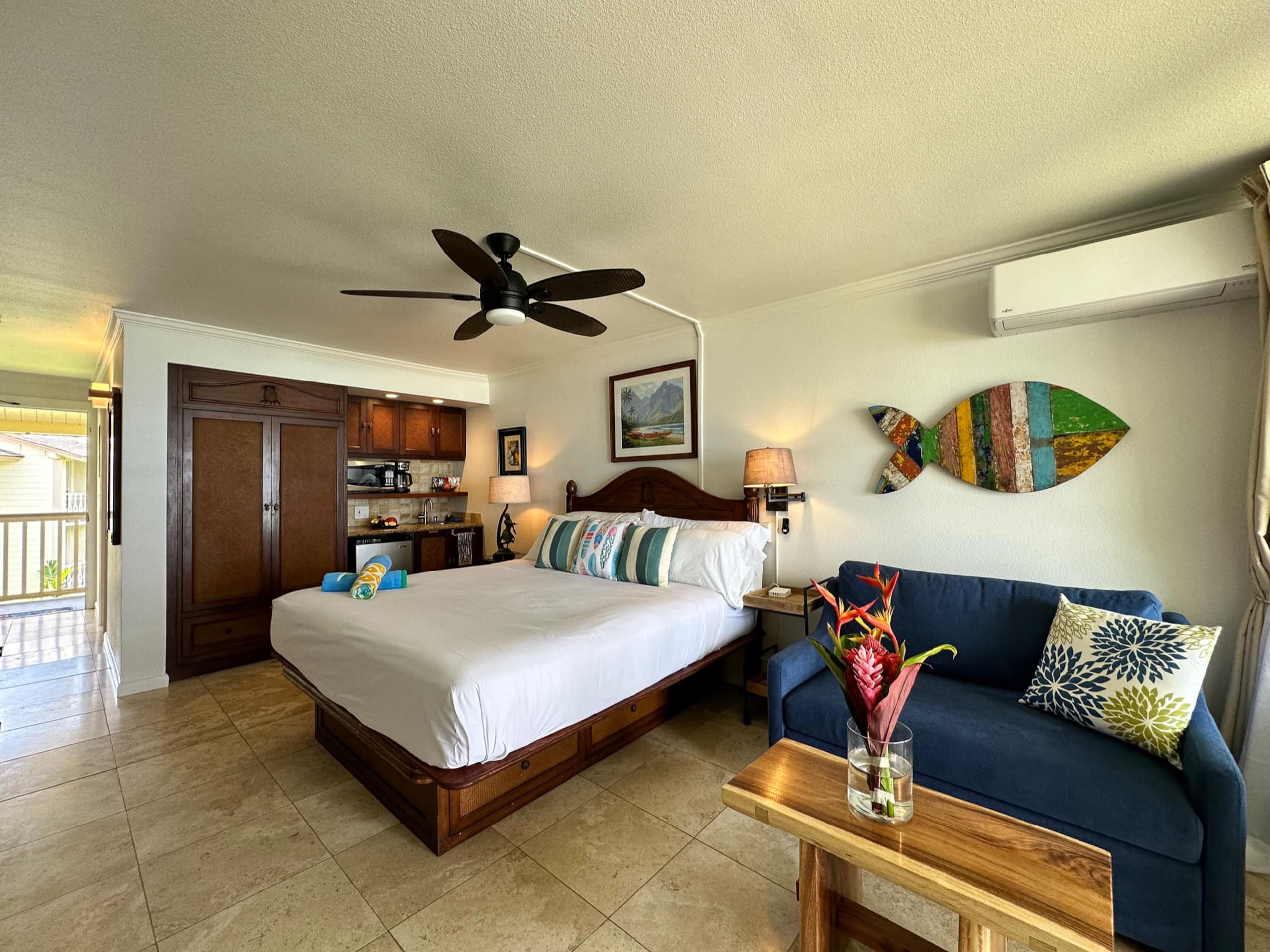Direct Oceanfront Top Floor Studio - Photo 26