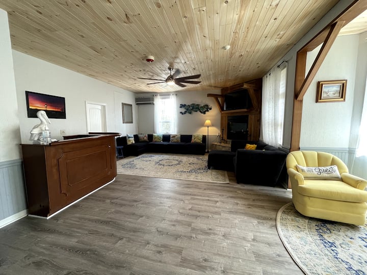 The Inn At Dirickson Creek- Room Four - Fenwick Island