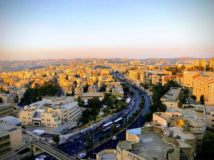 פנטאוז עם נוף פנורמי וייחודי משקיפה על חצי ירושלים - Jérusalem