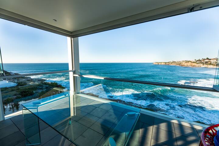 WOW FACTOR GUARANTEED! Fab Bondi/Tama location gallery image 4