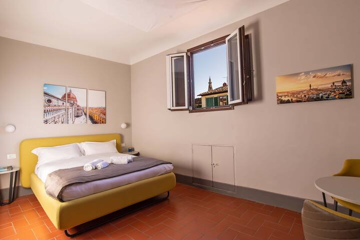 Palazzo Gherardi apartment in historic residence gallery image 5