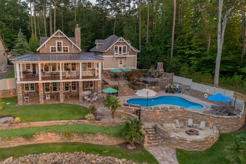 The Oasis at Lake Gaston - NEW LISTING!! SLEEPS 24