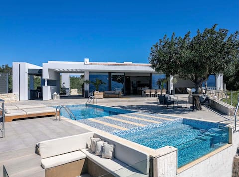 Agapi Luxury Villa