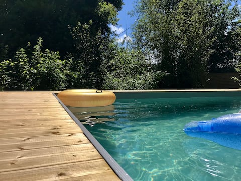 The 2 Lovely Huts with Private Pool & Jacuzzi