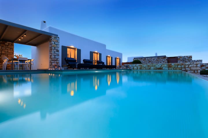 Il SOGNO VILLA 1 Paros private pool
