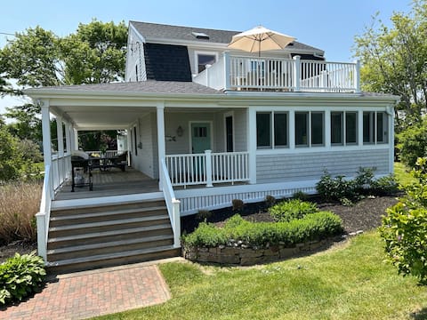 Family Friendly Waterview Home