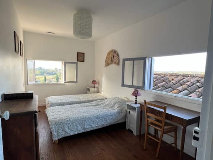 חדר שינה מערב קומה ראשונה