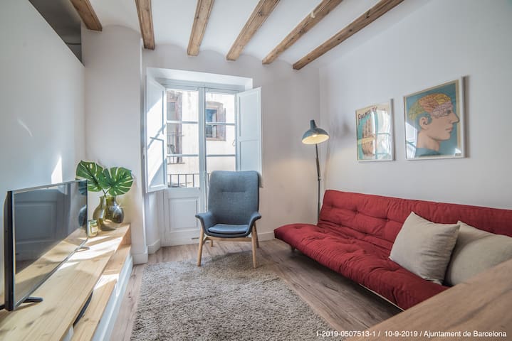 Born Sunny Apartment (self check-in)